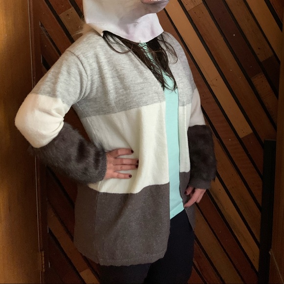 Faux fur cardigan - Picture 5 of 6